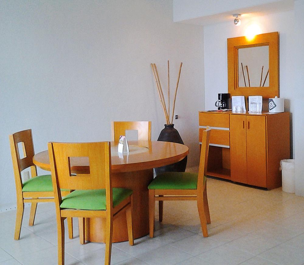 Camino Real Manzanillo Hotell Exteriör bild