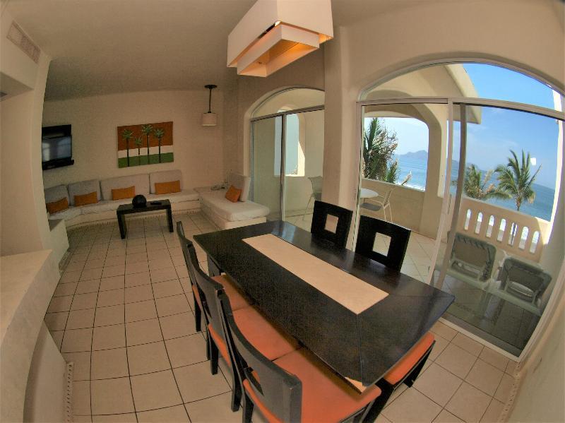 Camino Real Manzanillo Hotell Exteriör bild
